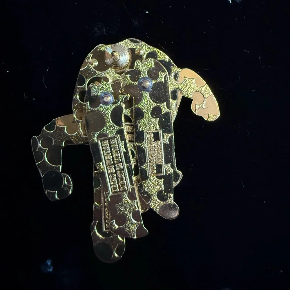 Buzz Lightyear Pin - Picture 3 of 3